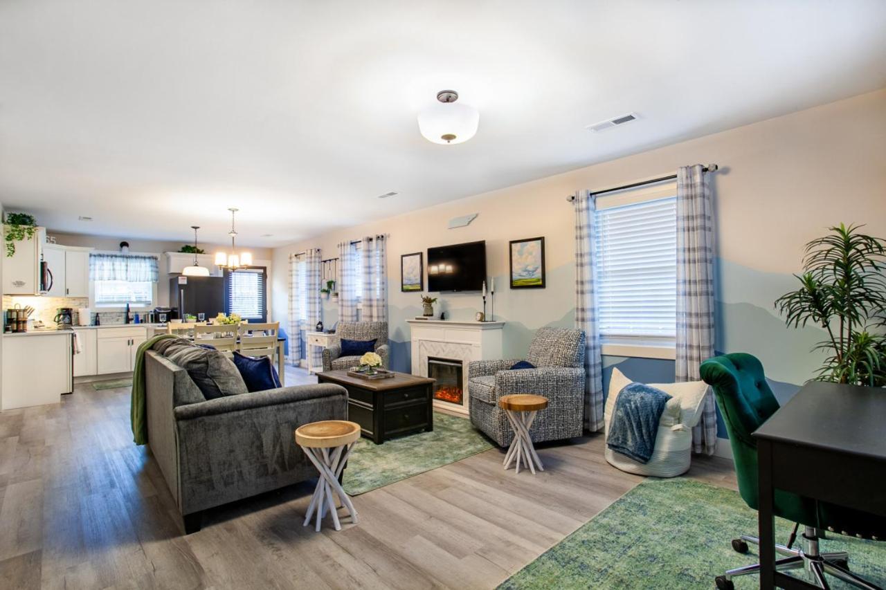 Blue Valley Inn - Hot Tub & Spacious Play Area! Knoxville Exterior foto