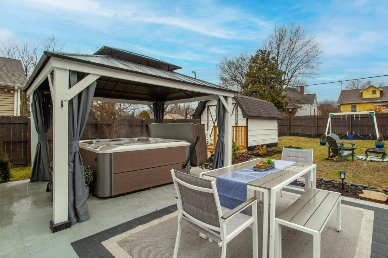 Blue Valley Inn - Hot Tub & Spacious Play Area! Knoxville Exterior foto